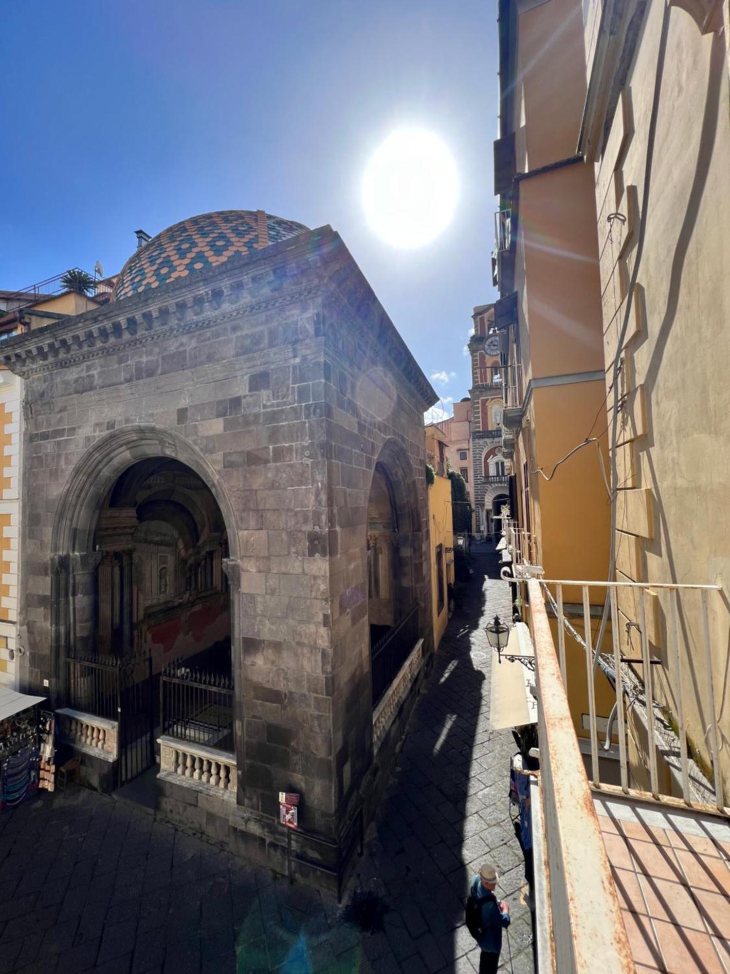 Palazzo Ammone - Sedil Dominova Apartman Sorrento Kültér fotó